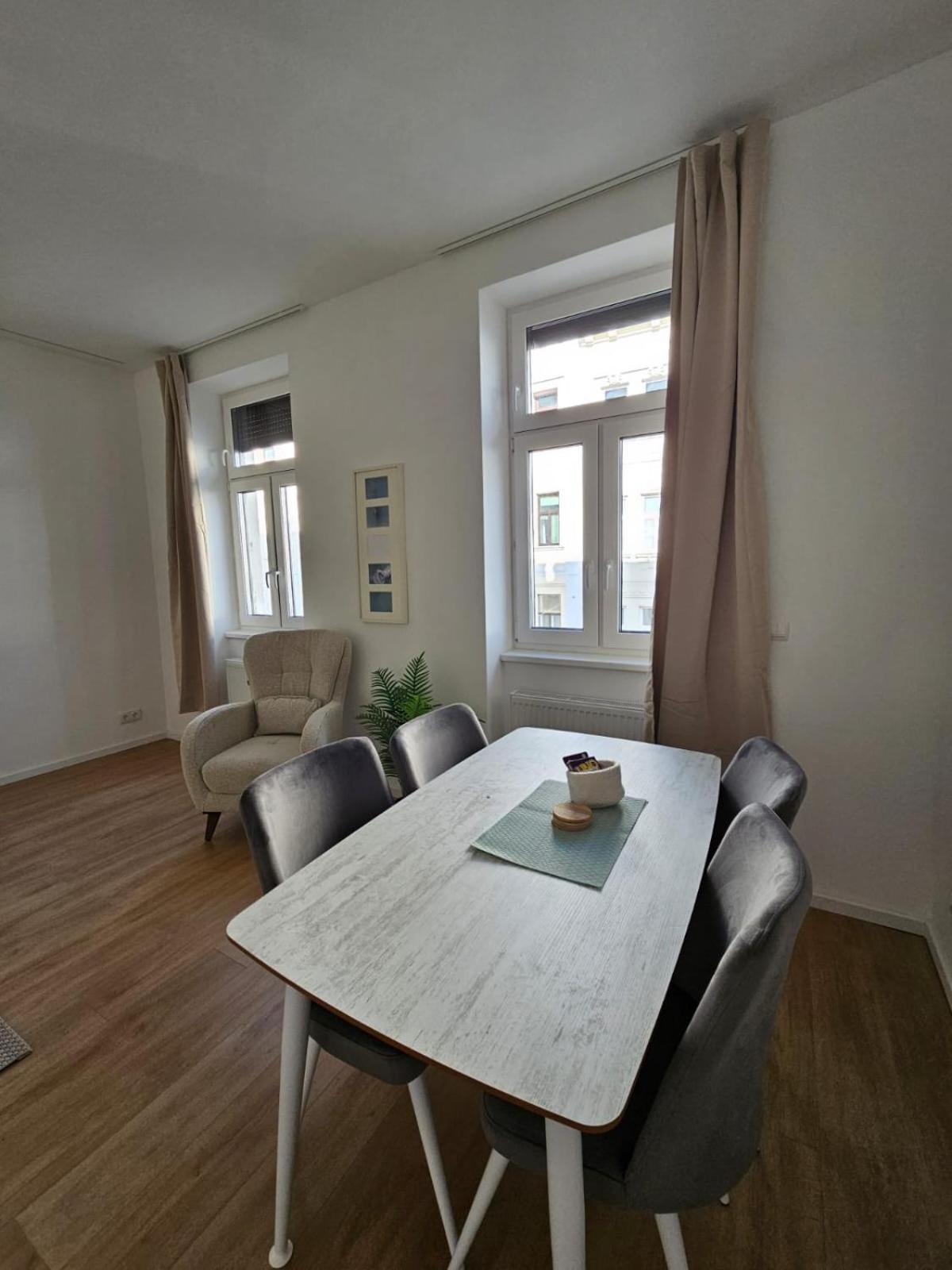 Ferienwohnung Cozy And Quit 1170 Wien Exterior foto